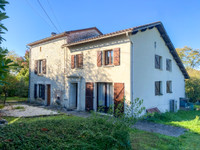 Maison à vendre à Val-de-Bonnieure, Charente - 296.520 € - photo 1