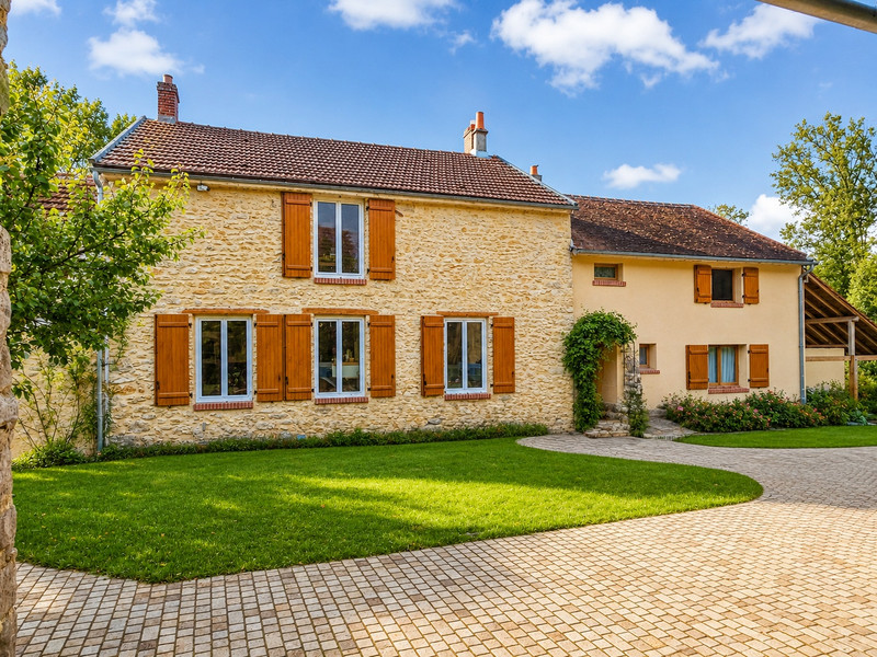 French property for sale in Abbéville-la-Rivière, Essonne - €400,000 - photo 0