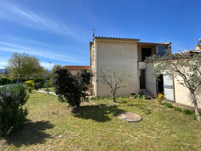 French property for sale in Vinça, Pyrénées-Orientales - &#8364;236,250 - photo 2