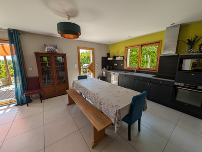 French property for sale in Calanhel, Côtes-d'Armor - €230,000 - photo 4