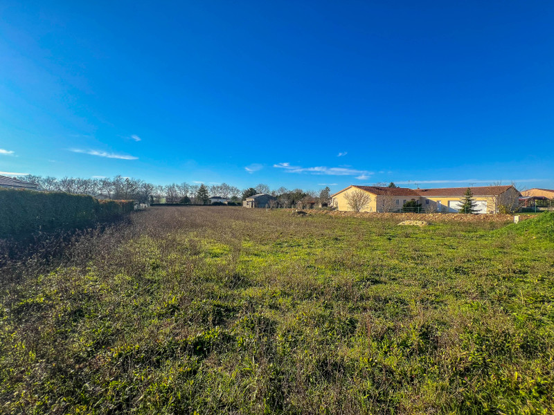 French property for sale in Vars, Charente - €44,000 - photo 1