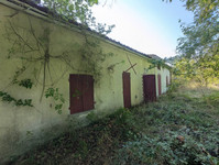 Propriété à vendre à Lys-Haut-Layon, Maine-et-Loire - 80 000 € - photo n°2