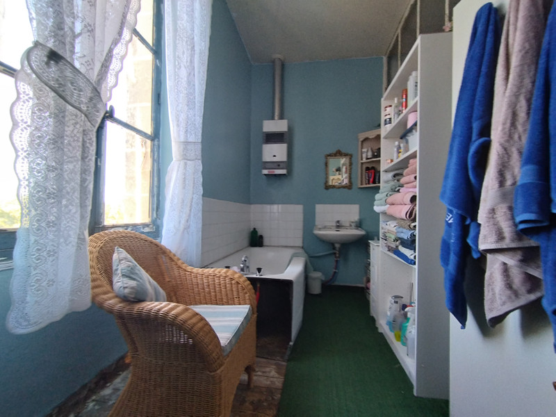French property for sale in Brigueil-le-Chantre, Vienne - €152,600 - photo 5