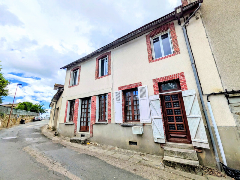 French property for sale in Lubersac, Corrèze - €89,000 - photo 9