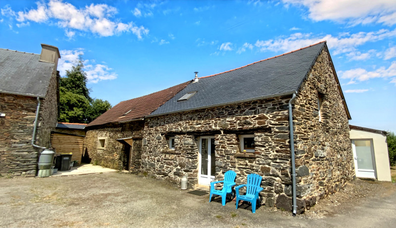 French property for sale in Merléac, Côtes-d'Armor - €244,495 - photo 1