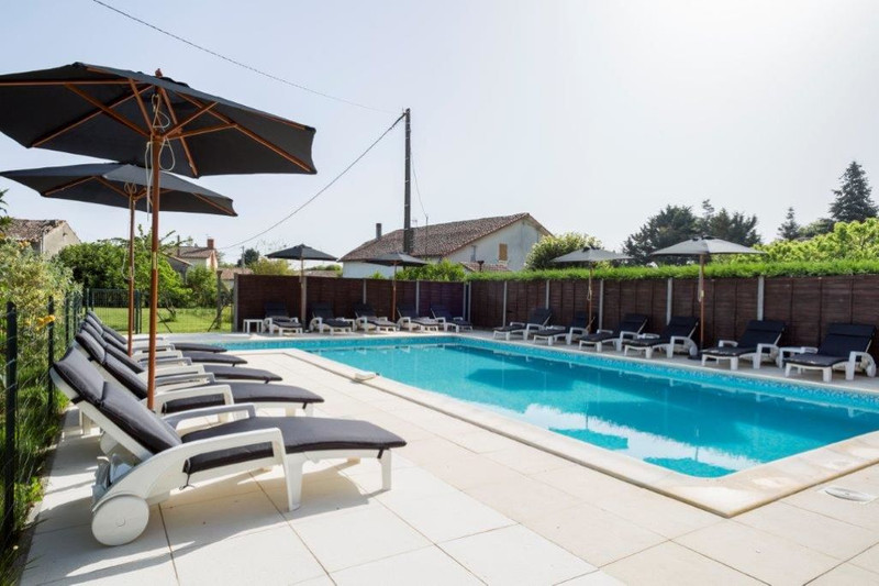 French property for sale in Alloinay, Deux-Sèvres - €669,999 - photo 7