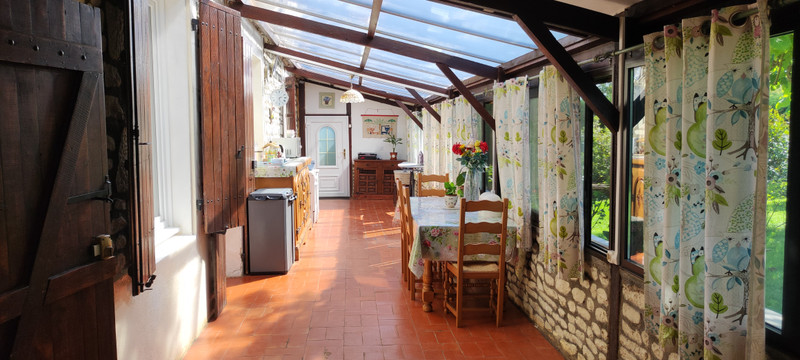 French property for sale in Mairé-Levescault, Deux-Sèvres - €167,400 - photo 4
