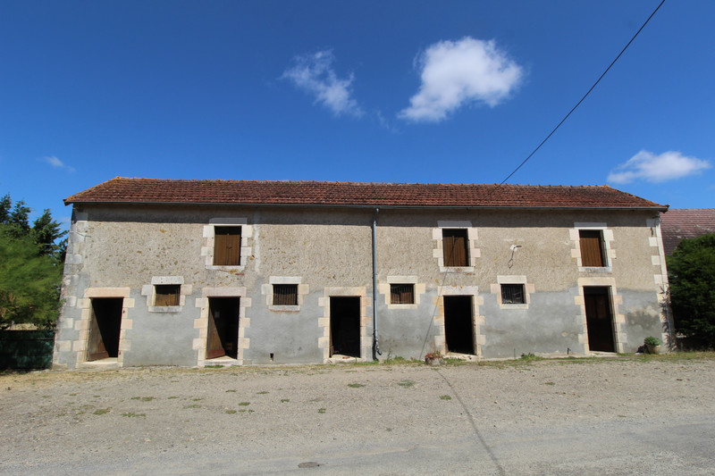 French property for sale in Coulonges, Vienne - €70,000 - photo 5