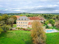 Chateau à vendre à Tourtoirac, Dordogne - 899.940 € - photo 1