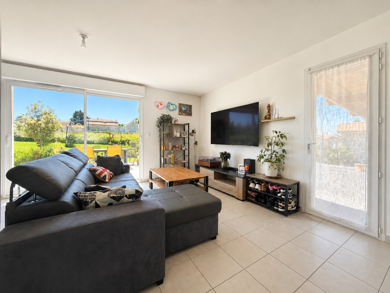 French property for sale in Bourg, Gironde - €195,500 - photo 4