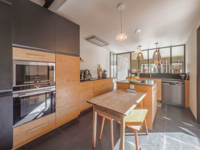 French property for sale in Angoulême, Charente - €520,000 - photo 4