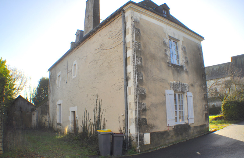 French property for sale in Noyant-Villages, Maine-et-Loire - &#8364;315,650 - photo 3