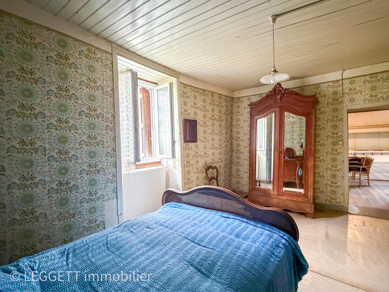 French property for sale in Saint-Chamarand, Lot - €119,900 - photo 8