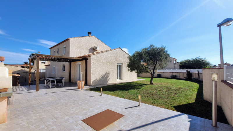 French property for sale in Villelongue-de-la-Salanque, Pyrénées-Orientales - €395,000 - photo 2