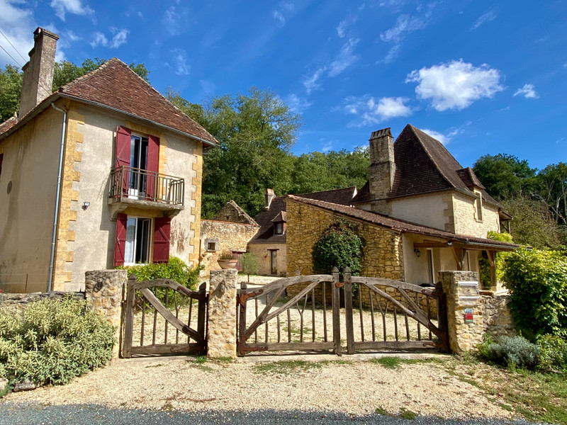 French property for sale in Les Eyzies, Dordogne - €795,000 - photo 9