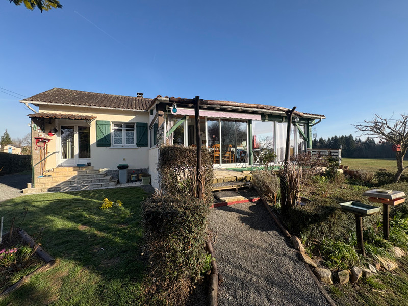 Maison à vendre à Saint-Saud-Lacoussière, Dordogne - 141.700 € - photo 1