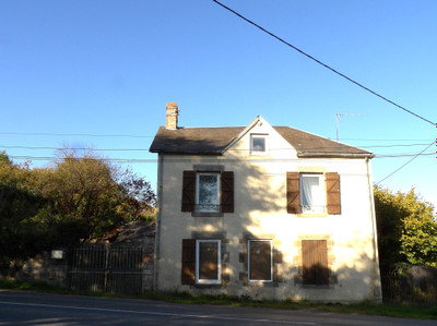 house for sale in Mayenne