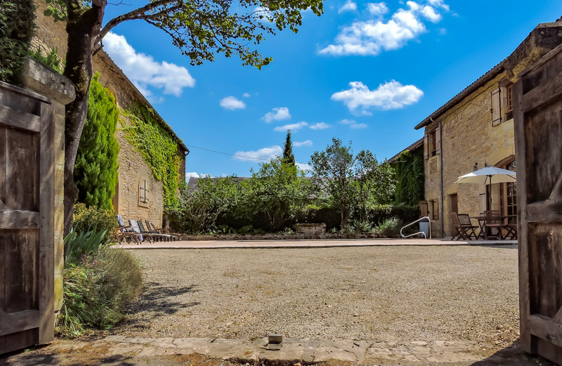 French property for sale in Saint-Léon-sur-Vézère, Dordogne - photo 10