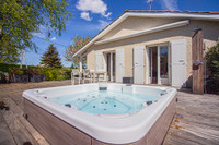Outside hot tub for sale in Angoulême Charente Poitou_Charentes