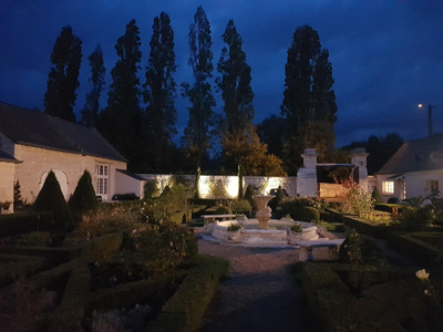 French property for sale in Huismes, Indre-et-Loire - €1,100,000 - photo 8