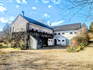 Moulin à vendre à Vayres, Haute-Vienne, Limousin, avec Leggett Immobilier