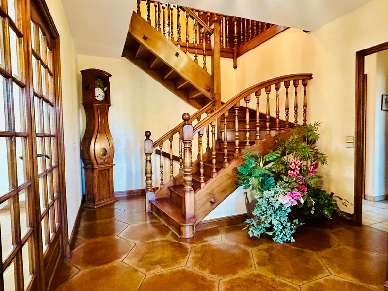 French property for sale in Reignier-Ésery, Haute-Savoie - €1,650,000 - photo 6