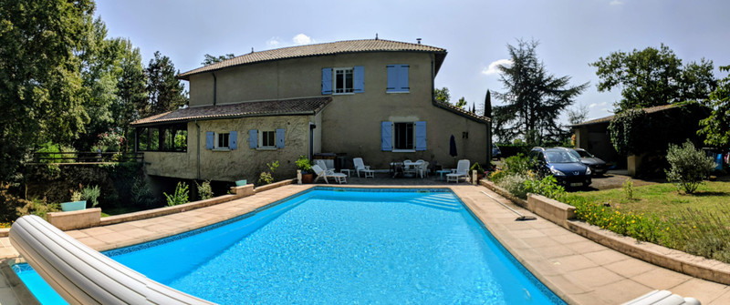 French property for sale in Riscle, Gers - €450,000 - photo 3