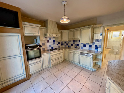 French property for sale in Montbrison, Loire - €255,000 - photo 6