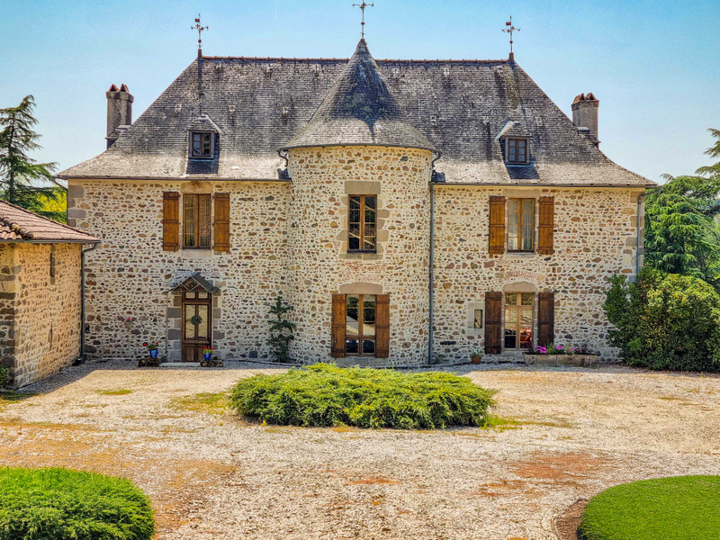 French property for sale in Lesterps, Charente - €1,054,700