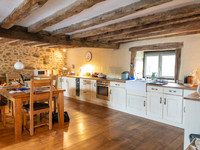 Propriété à vendre à Terres-de-Haute-Charente, Charente - 139 000 € - photo n°4