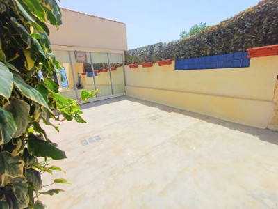 French property for sale in Magalas, Hérault - €275,000 - photo 2