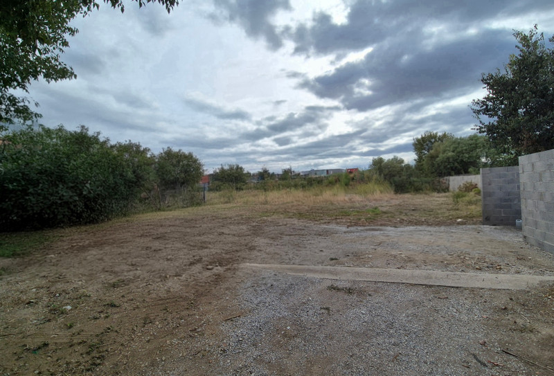 French property for sale in Perpignan, Pyrénées-Orientales - €379,999 - photo 0
