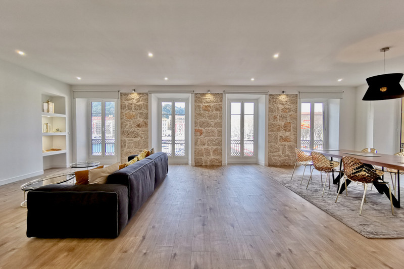 French property for sale in Nice, Alpes-Maritimes - €1,040,000 - photo 0
