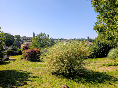 French property for sale in Châlus, Haute-Vienne - €194,400 - photo 2