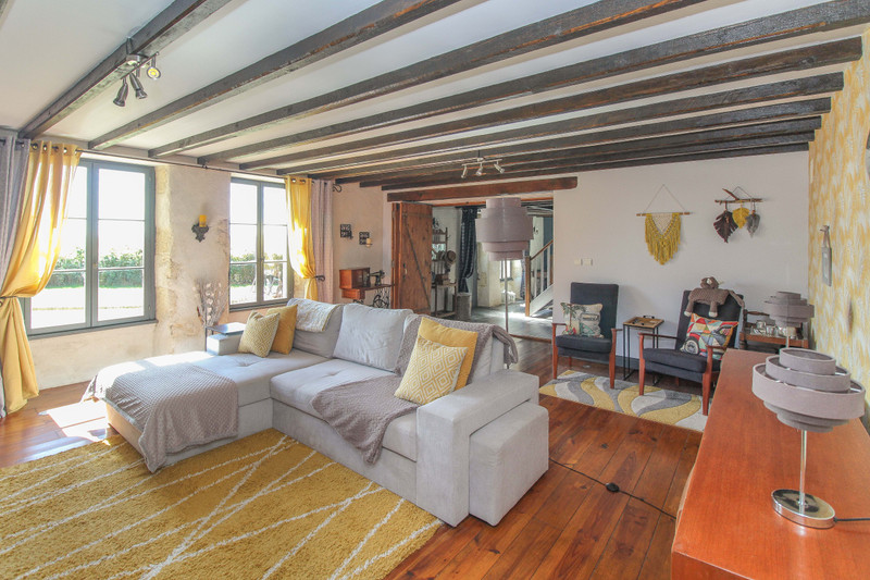 French property for sale in Thénezay, Deux-Sèvres - €279,000 - photo 5