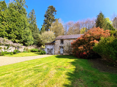 French property for sale in Saint-Pierre-des-Landes, Mayenne - €325,000 - photo 8