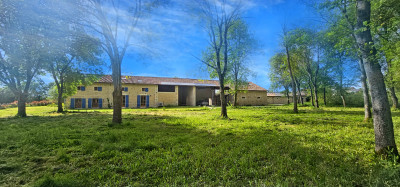 house for sale in Deux-Sèvres