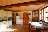 Maison à vendre à Saint-Mandé-sur-Brédoire, Charente-Maritime - 189 000 € - photo 3