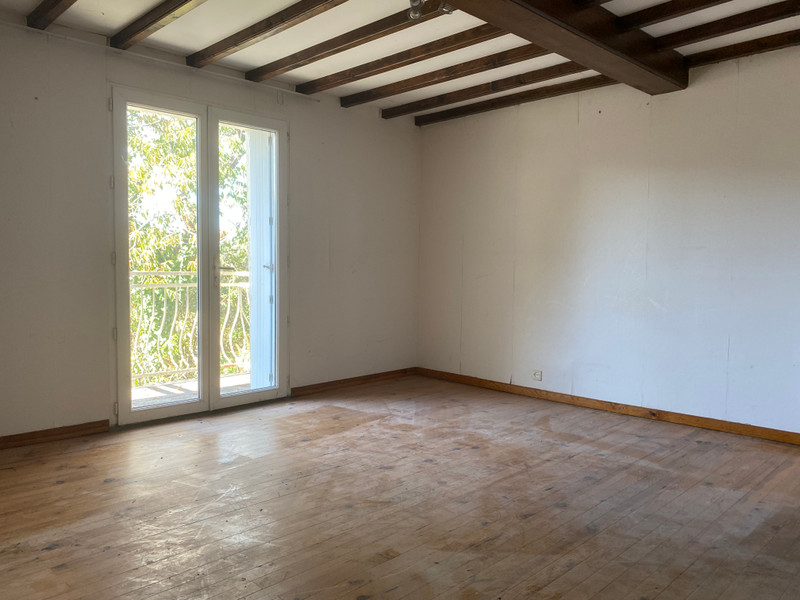 French property for sale in Ventouse, Charente - €104,500 - photo 6