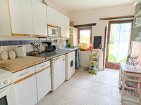 Maison à vendre à Saint-Junien-les-Combes, Haute-Vienne - 224.990 € - photo 13