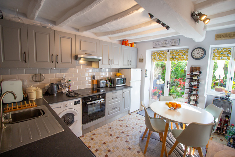 French property for sale in Richelieu, Indre-et-Loire - €162,000 - photo 3