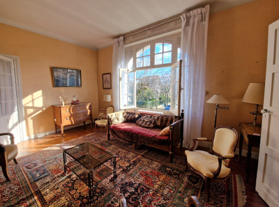 French property for sale in Pessac, Gironde - €1,140,000 - photo 4