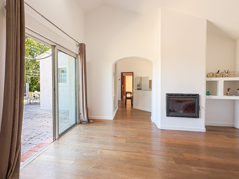 French property for sale in Gréasque, Bouches-du-Rhône - €629,000 - photo 3