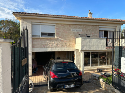 Maison à vendre à Saint-André-de-Sangonis, Hérault, Languedoc-Roussillon, avec Leggett Immobilier