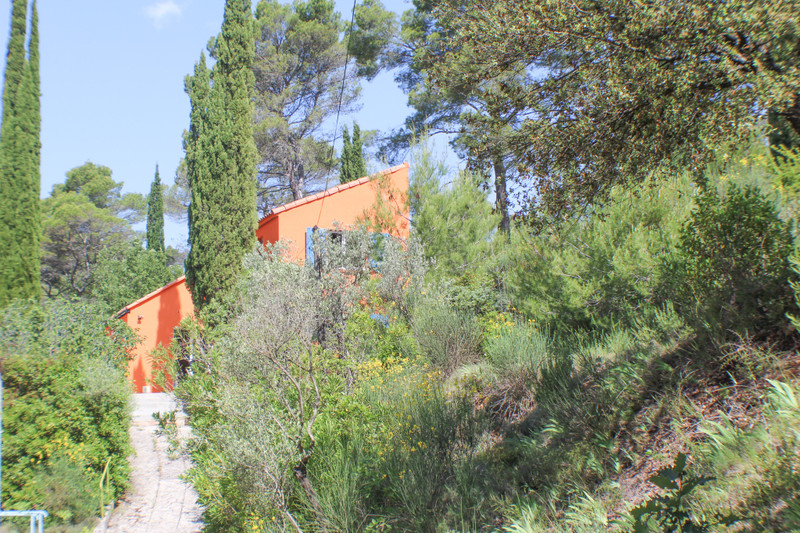 French property for sale in Cotignac, Var - photo 2