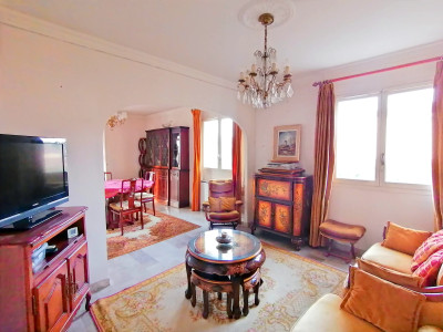 French property for sale in Six-Fours-les-Plages, Var - €349,000 - photo 2