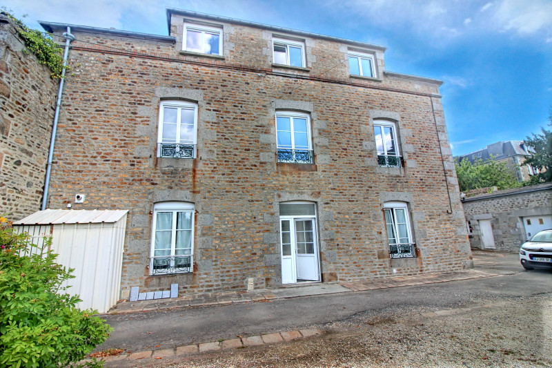 French property for sale in Tinchebray-Bocage, Orne - €130,000 - photo 0