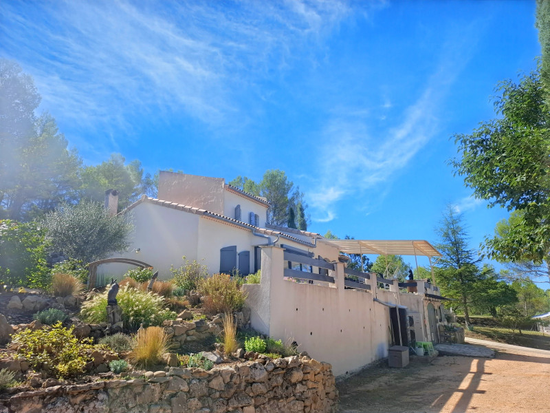 Propriété à vendre à La Verdière, Var - 630 000 €