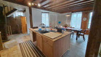Maison à vendre à Domfront en Poiraie, Orne - 77.777 € - photo 5