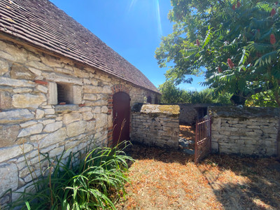 French property for sale in Marçais, Cher - €360,400 - photo 11